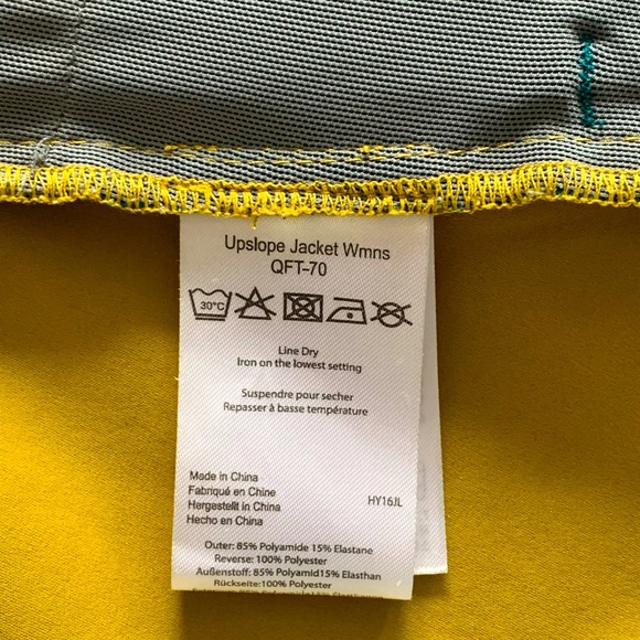 New Rab Women's Upslope waterproof light winter Jacket-size Small - Picture 6 of 9